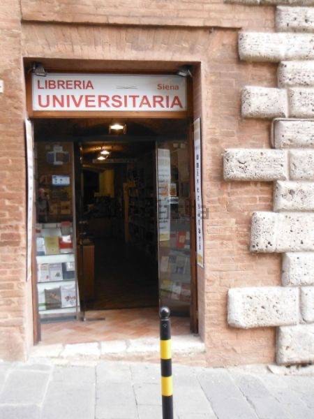 Cod.9880 - Immobile commerciale Siena centro